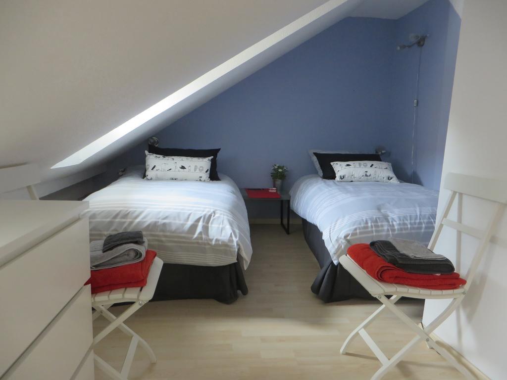 Au Quai Des Pecheurs Apartment Страсбург Стая снимка